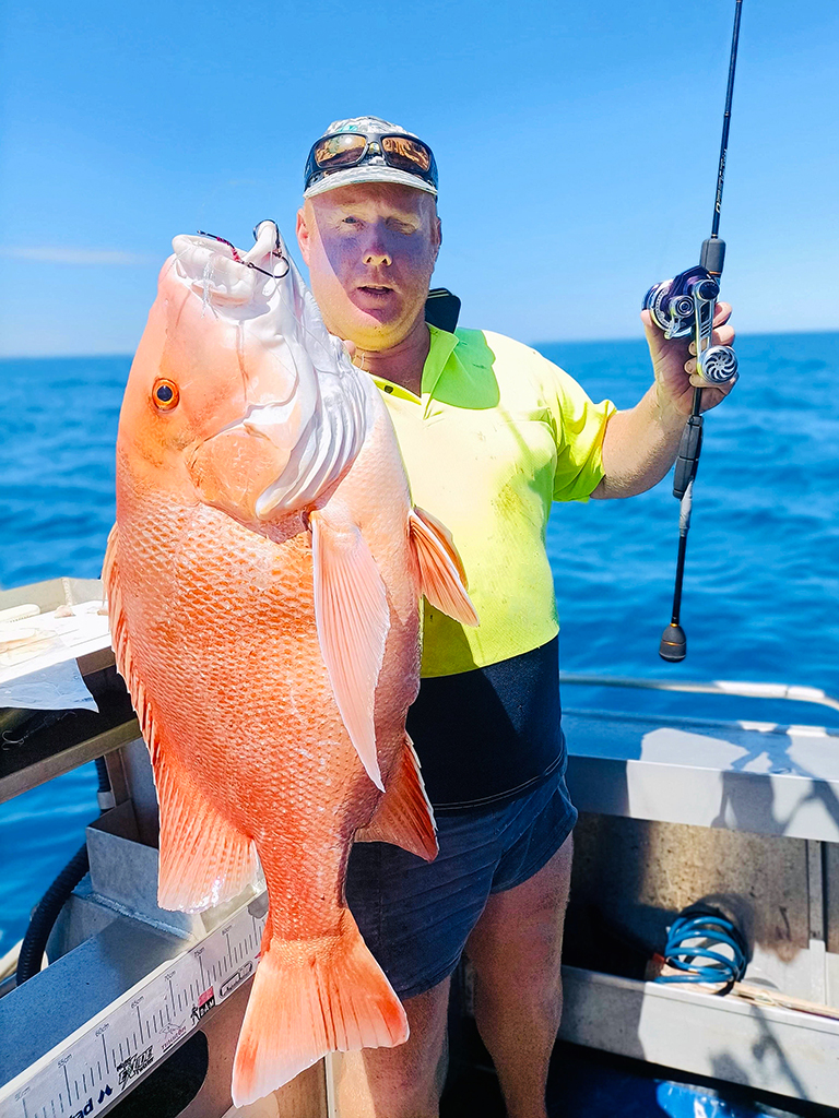 Learn the best fishing places in Rainbow beach